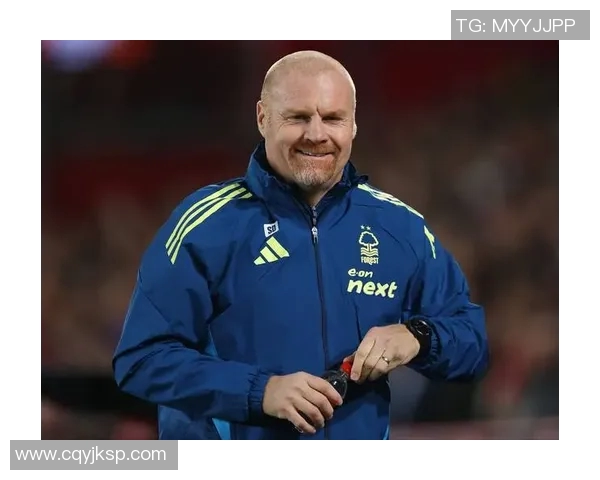 冲突升级！欧联与教练发生激烈争执